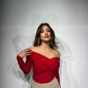 Kayık Yaka Bluz