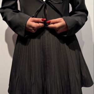 Piliseli Mini Etek – Siyah