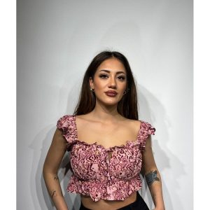 Fırfırlı Crop Bluz – Pembe