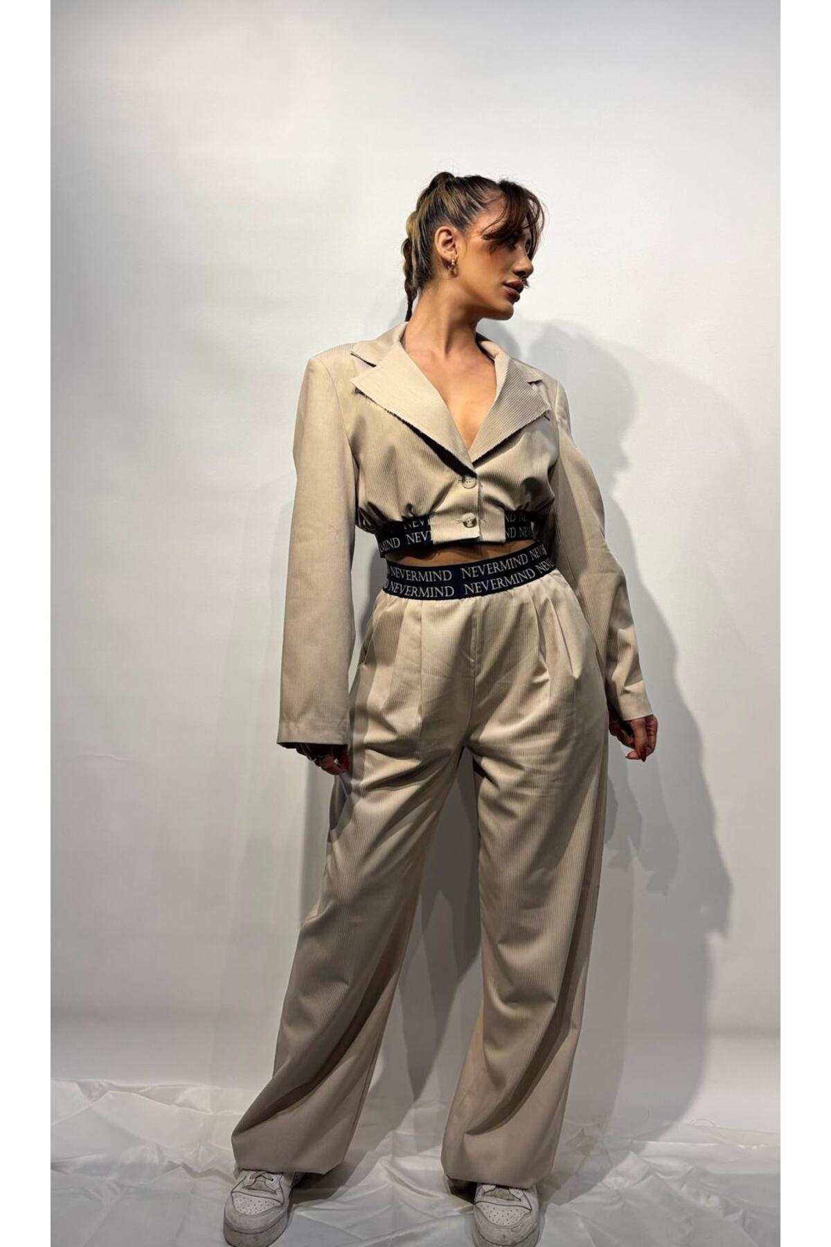 Beli Lastikli Crop Ceket - Ekru
